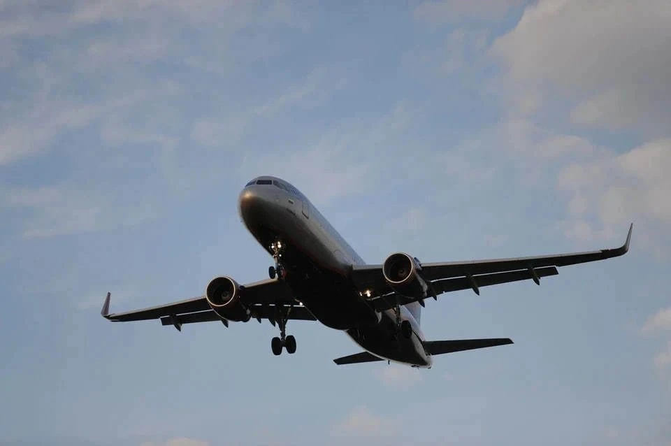 ABŞ rəsmisi: Tramp razılıq versə, Rusiya ilə birbaşa aviareyslər bərpa oluna bilər