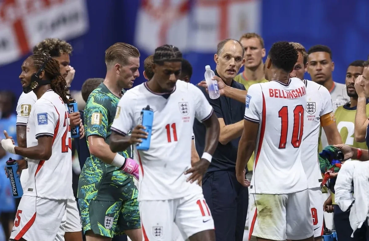 Britaniya kralı ingiltərəli futbolçulara müraciət etdi