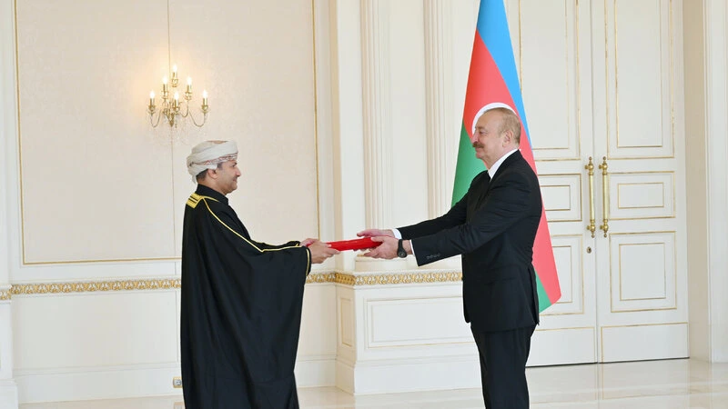 İlham Əliyev Omanın Azərbaycanda yeni təyin olunmuş səfirinin etimadnaməsini qəbul etdi