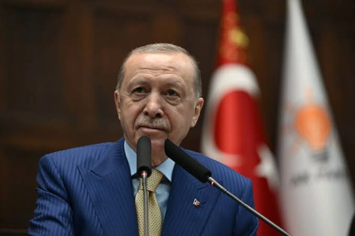 Ərdoğan: Türk xalqının 15 iyuldakı cəsarəti dünya demokratiya tarixində bənzərsizdir