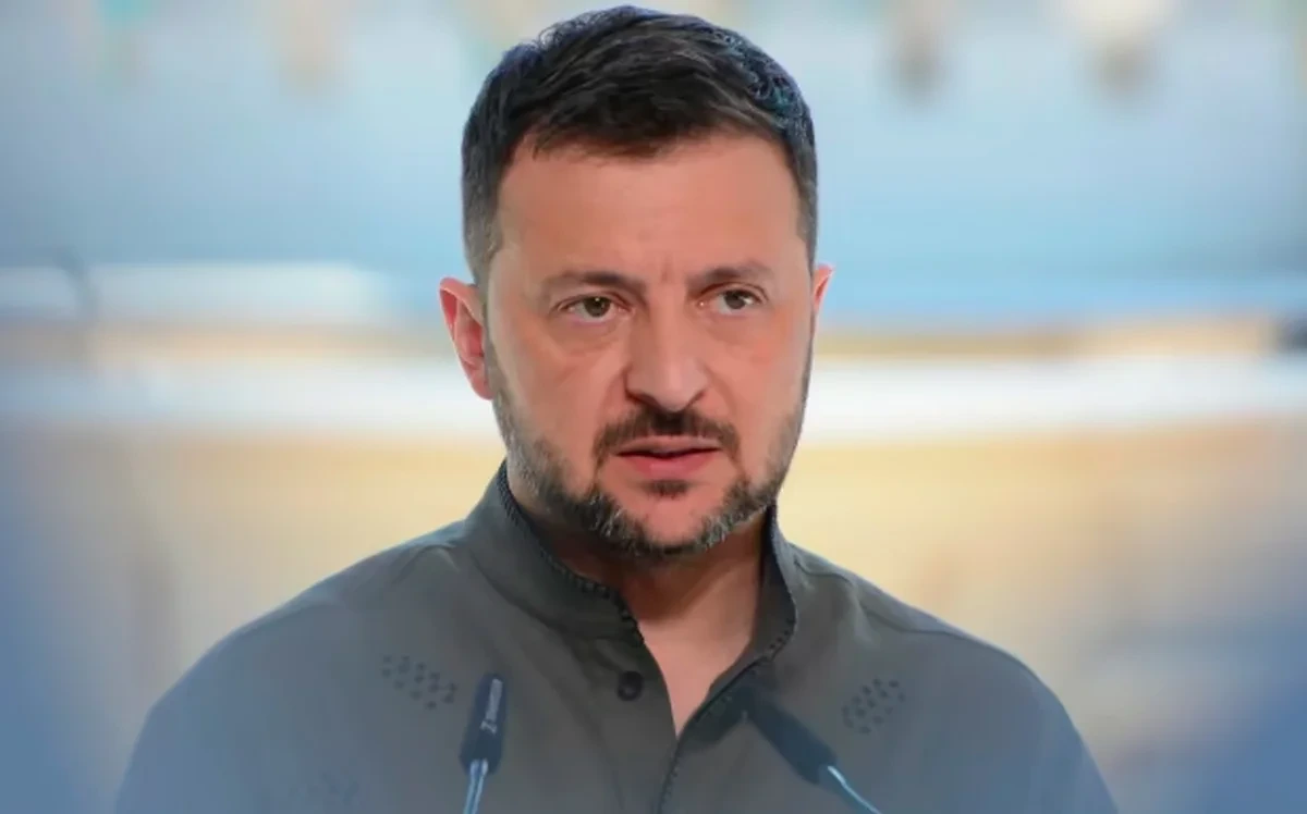 Zelenski: Ukrayna dənizdə dronlarla müdafiə xətti yaradacaq