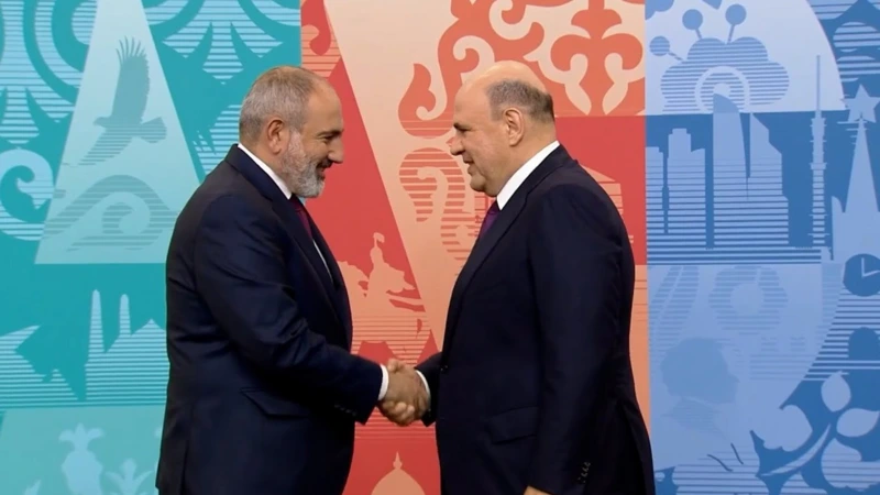 Paşinyan: Mişustinə zəng etdim, razılığa gəldik