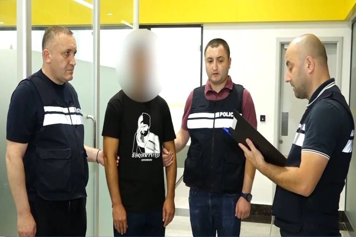 Azərbaycan vətəndaşının Tbilisidə qətlində ittiham olunan şəxs Batumi aeroportunda saxlanılıb - VİDEO