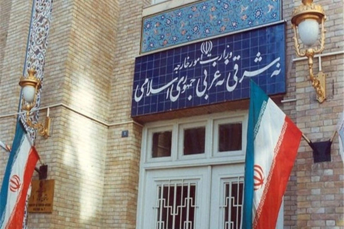 Britaniya səfiri İran Xarici İşlər Nazirliyinə çağırılıb