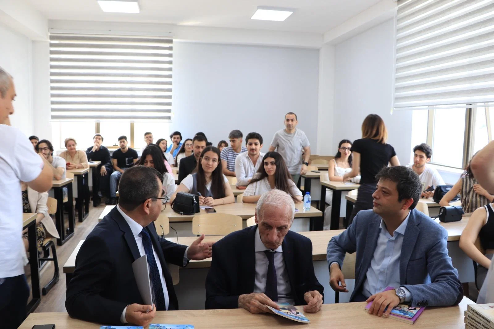 "Şuşadan İstanbula Sürəyya Ağaoğlu yolu" BDU-ya çatdı: Kitab təqdimatı 