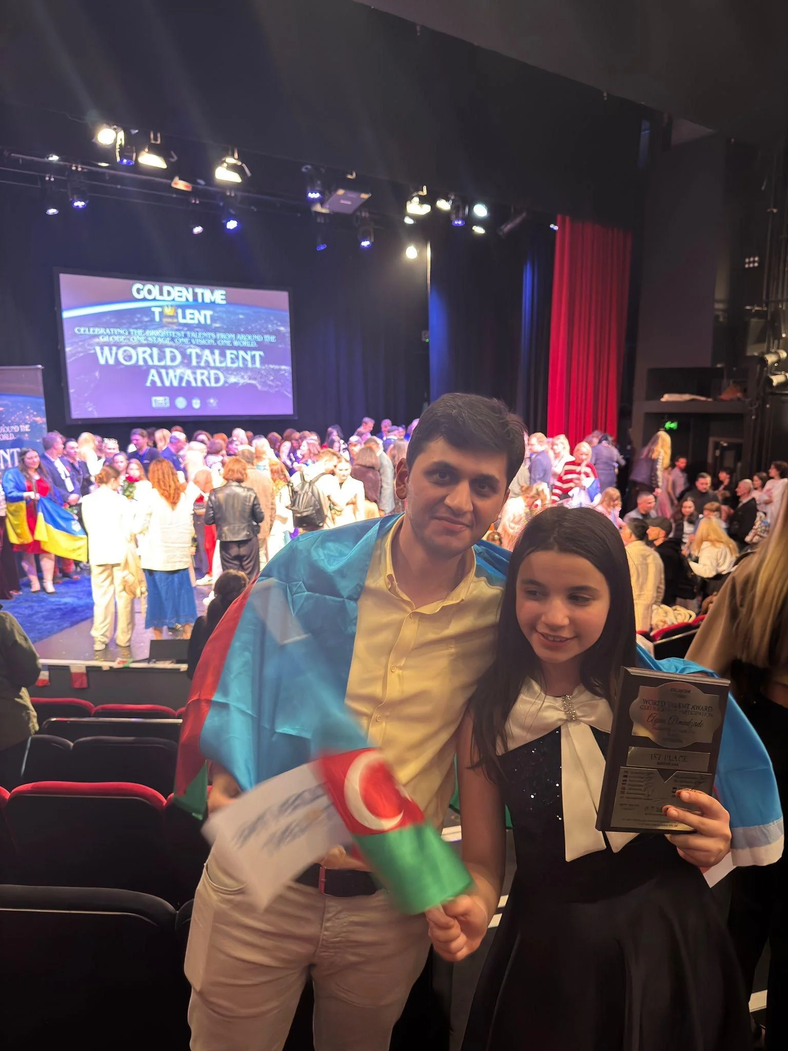 Ayan Əhmədzadə London ”Qızıl İstedad Müsabiqəsi”-2025-in qalibi olub -FOTO