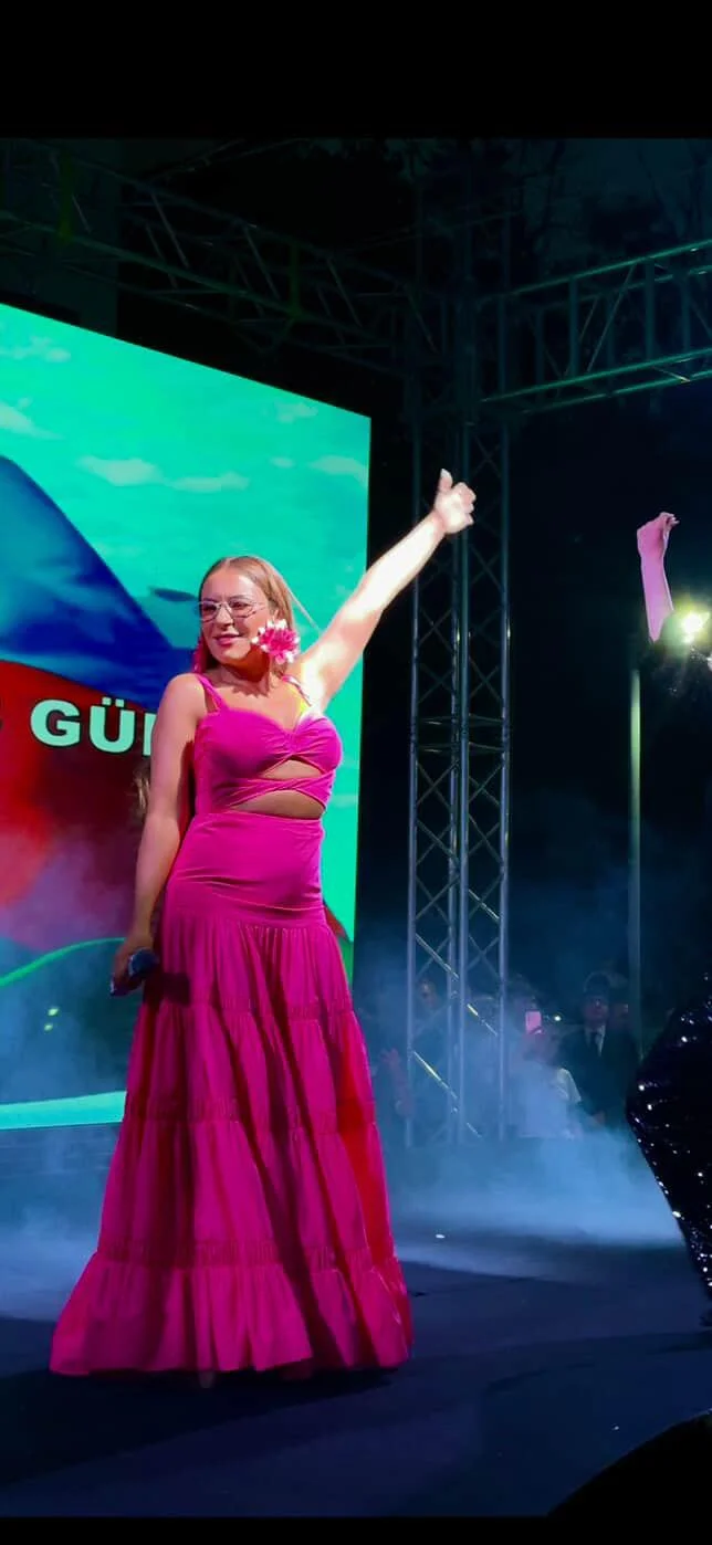 Sevgi, alqış, coşqu - Xalq artisti Tünzalə Ağayeva Xaçmazda - Foto