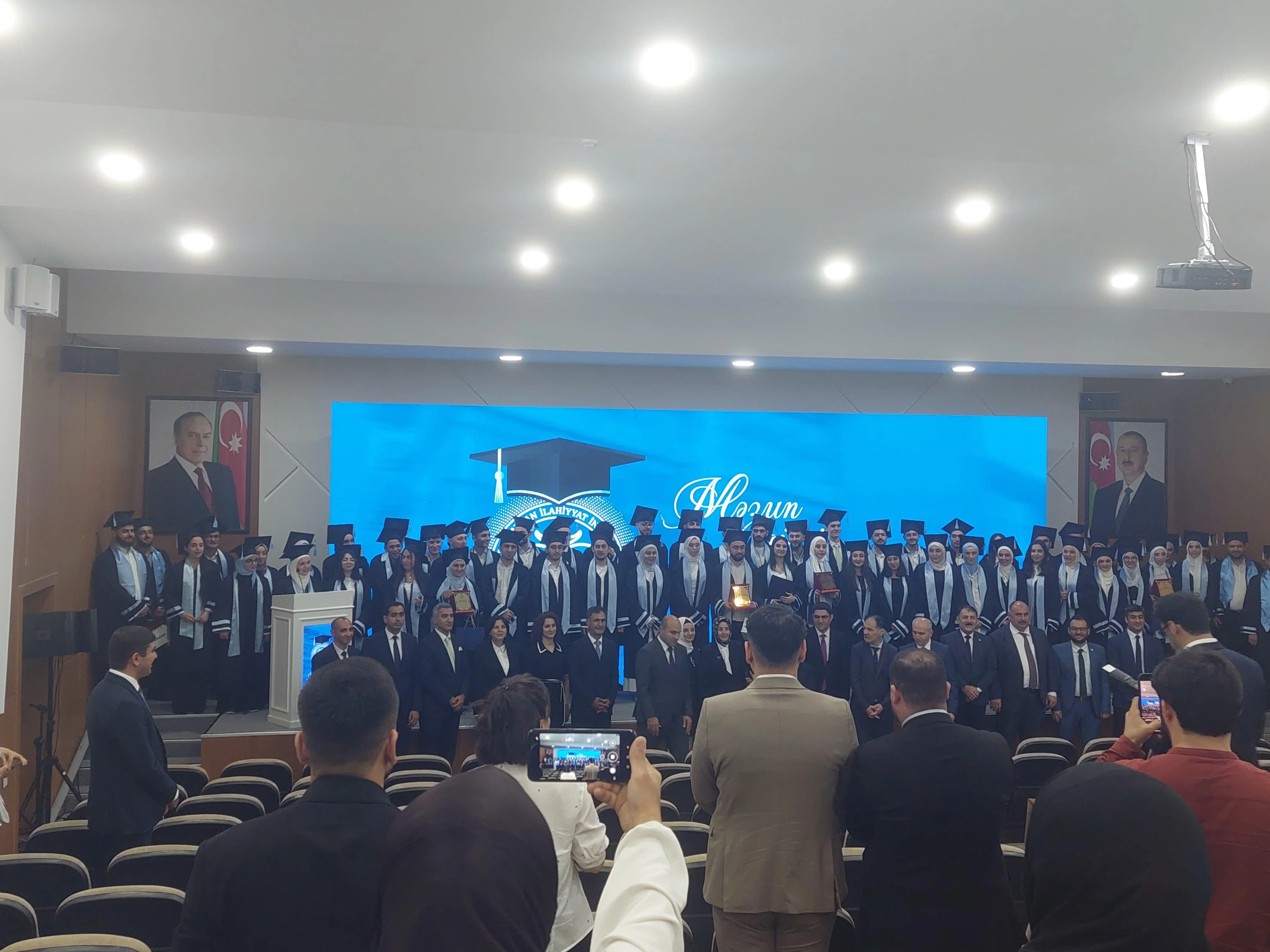 Azərbaycan İlahiyyat İnstitutunda Məzun Günü qeyd olunub -FOTO