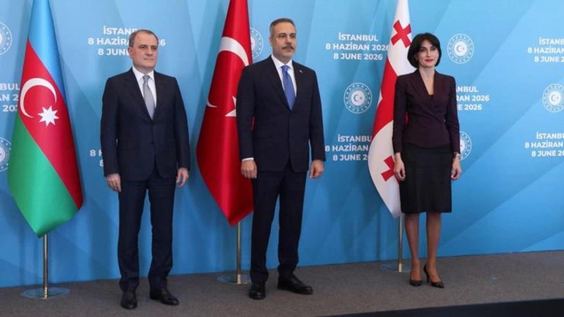 Türkiyə, Azərbaycan və Gürcüstan XİN rəhbərləri İstanbul Bəyannaməsini imzalayıb
