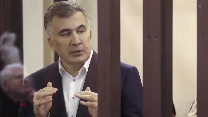 Mixeil Saakaşvili: Rusiya Ermənistana hərbi müdaxilə etməyi planlaşdırır