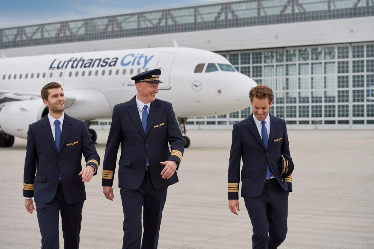 "Lufthansa" 40 təyyarə ilə bağlı iddiaları rədd etdi