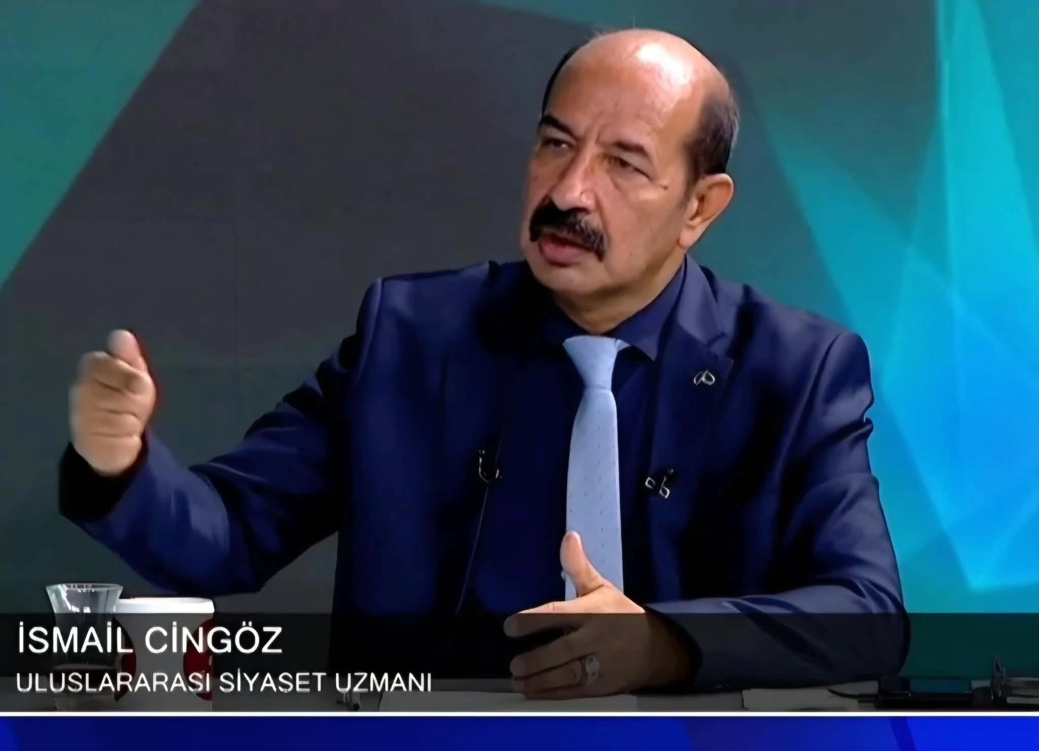 İsmail Cingöz: Rusiya-Ukrayna müharibəsi strateji aşınma mərhələsinə keçib