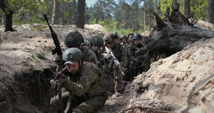 Ukrayna bir gündə Rusiya ilə münaqişə zonasında 450 hərbçi itirib