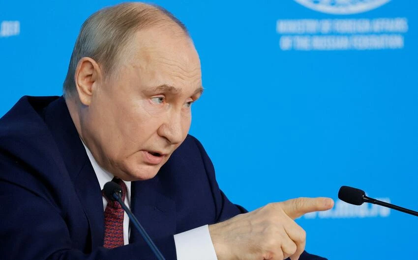 Putin: Sülh danışıqları Ukraynanın təşəbbüsü ilə dayandırılıb