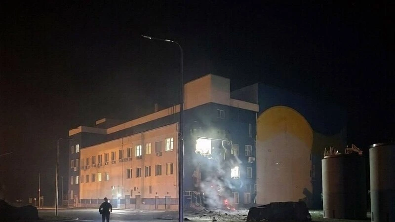 Rusiya Çernobıldakı işlənmiş nüvə yanacağı anbarını vurdu - FOTO