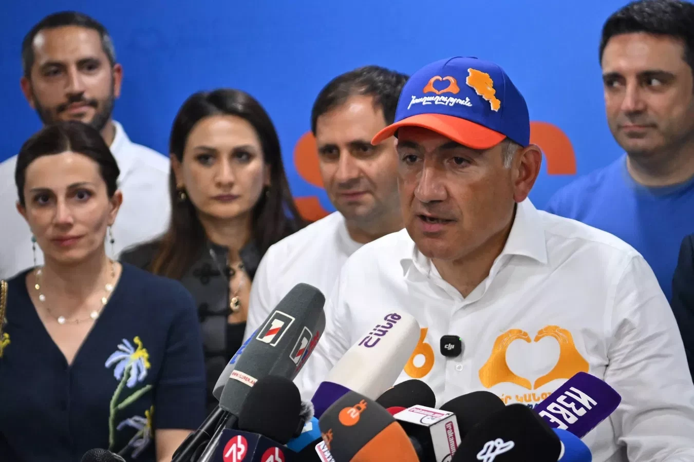 Paşinyanın “müharibə partiyası” tezisi Bakıya üstünlük verdi - Erməni siyasi analitik