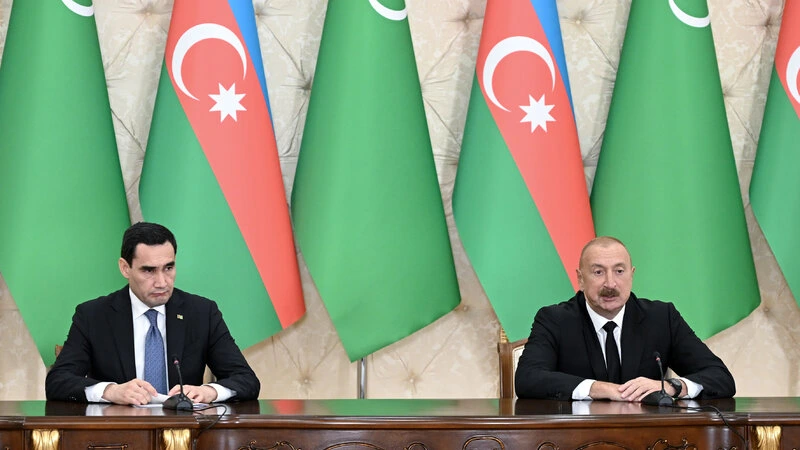 Azərbaycan və Türkmənistan prezidentləri mətbuata bəyanatlarla çıxış etdilər - YENİLƏNDİ