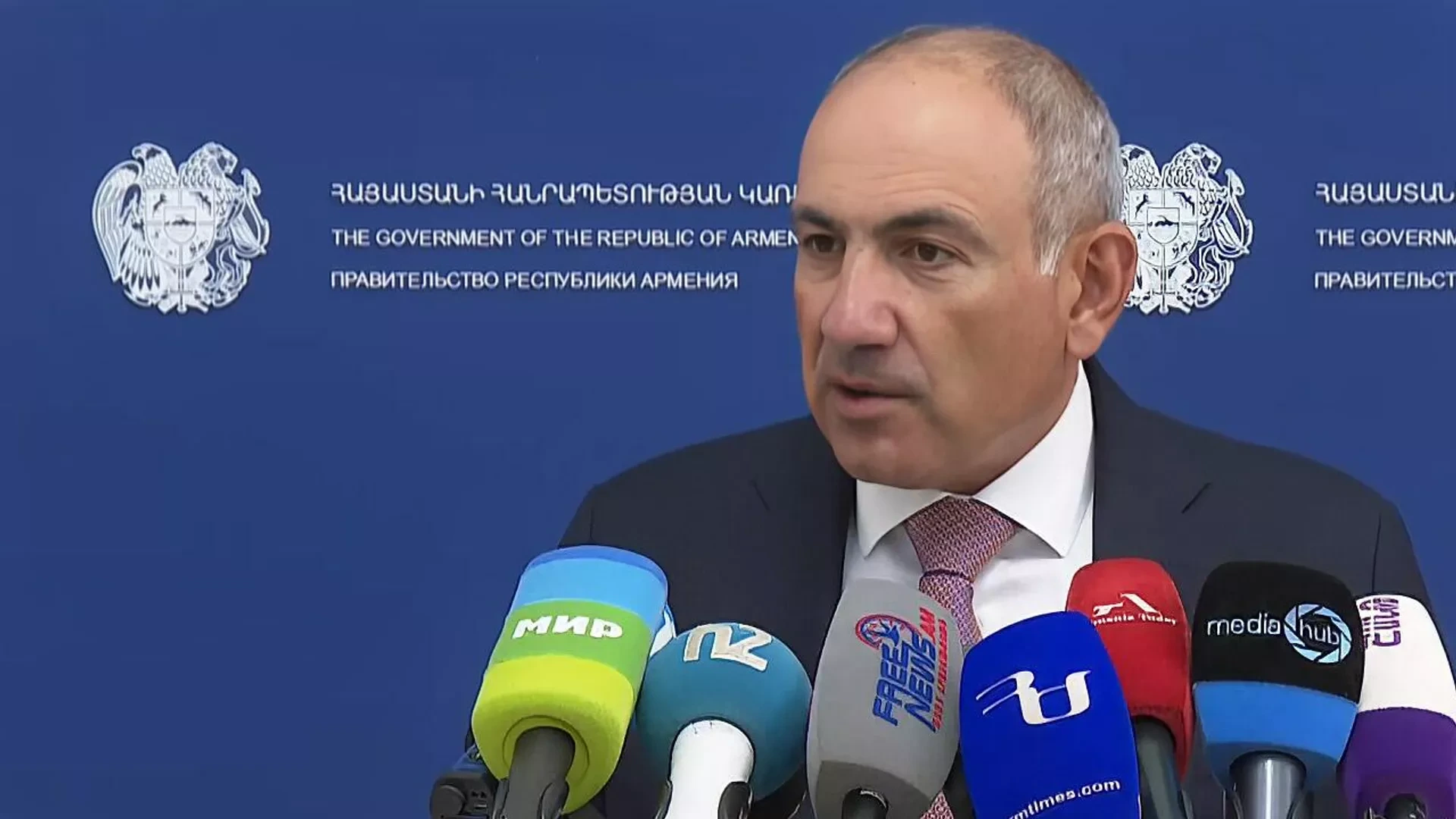Paşinyan: “Ümid edək ki, Putin məni təbrik edəcək”