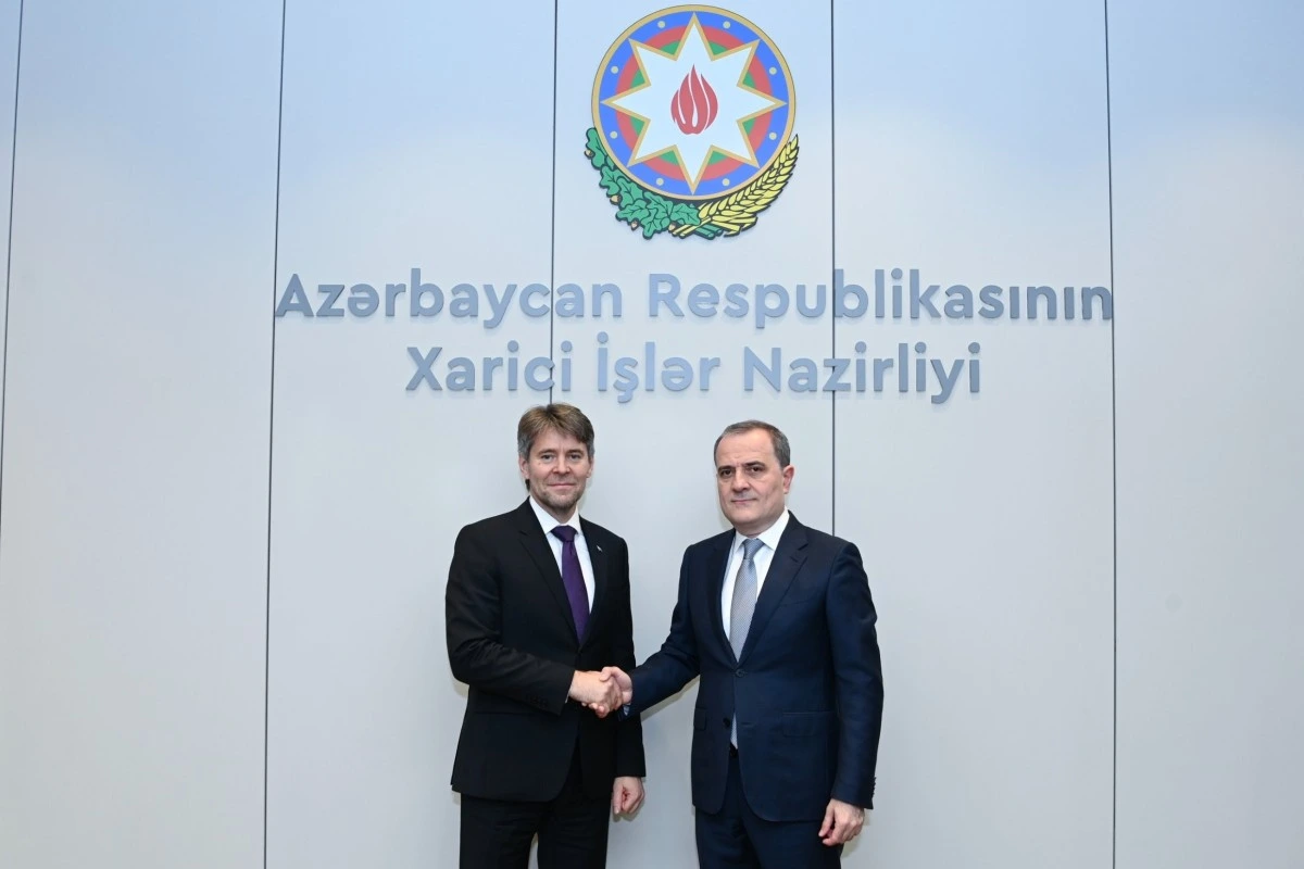 Ceyhun Bayramov Slovakiya XİN-in dövlət katibi ilə görüşüb