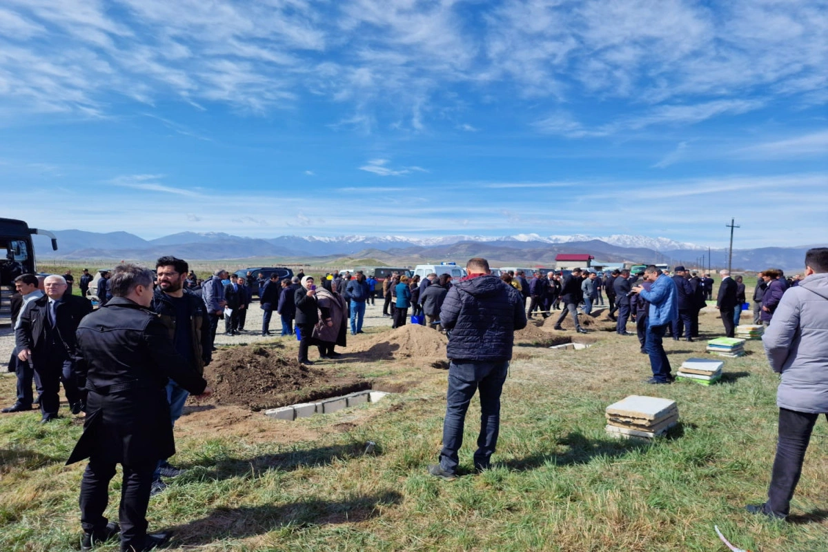 Xocalı soyqırımı qurbanlarından 7 nəfərin nəşinin qalıqları Xocalıya gətirilib - VİDEO - YENİLƏNİB-1 