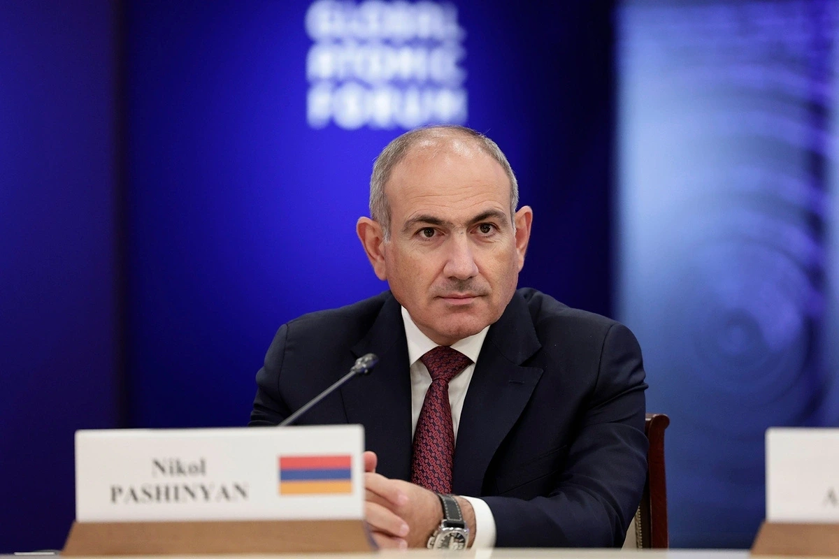 Paşinyan Təhlükəsizlik Şurasının iclasını çağırıb