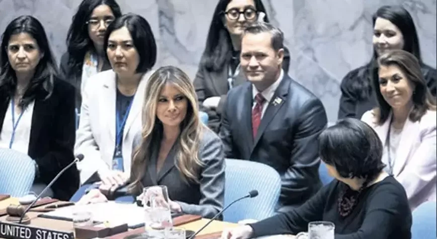 ABŞ-nin birinci xanımına ETİRAZ