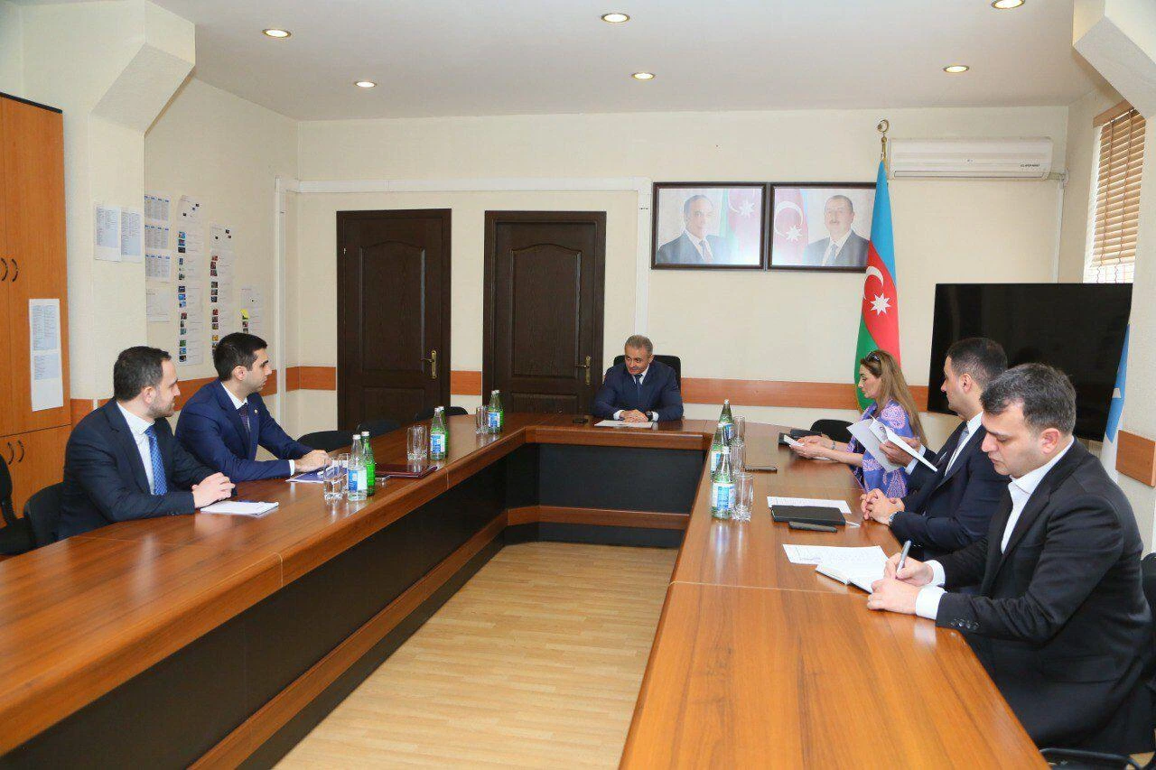 Rövşən Məmmədov V “Yüksəliş müsabiqəsi” qalibi ilə görüşüb - FOTO