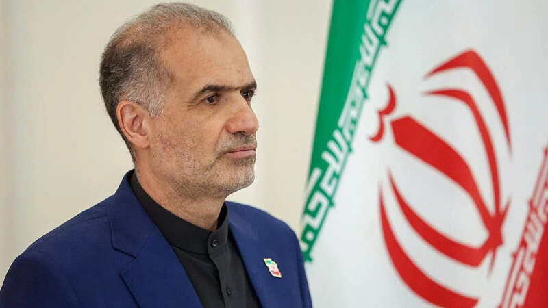 Səfir Cəlali: Tehran Vaşinqtonla danışıqlar aparmır