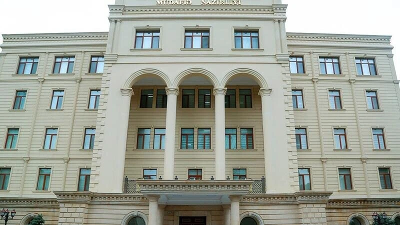 Bakı səmasında dron səsləri eşidilməsi ilə bağlı Müdafiə Nazirliyindən açıqlama