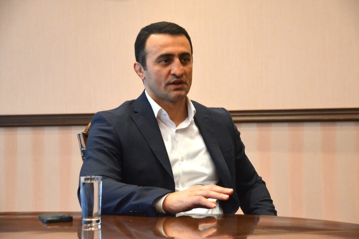 Fərid Mansurov: Hərbi xidmətə gedən perspektivli idmançını faktiki itiririk