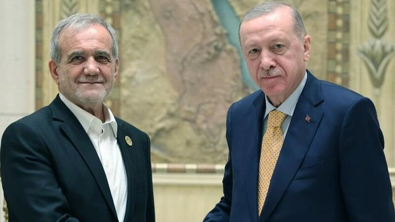 Pezeşkian Ərdoğana gərginliyin azaldılmasına hazır olduqlarını bildirib