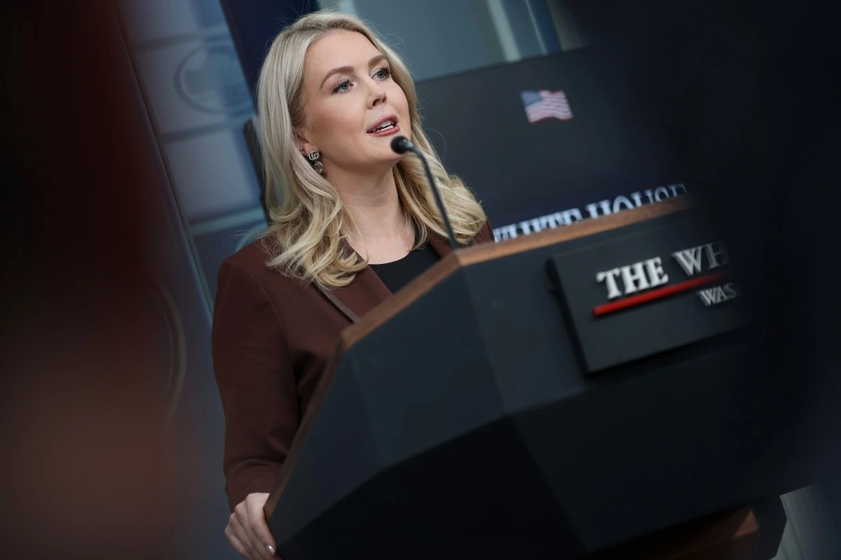 Ağ Ev: ABŞ danışıqlar zamanı İrana pulsuz nüvə yanacağı təklif edib