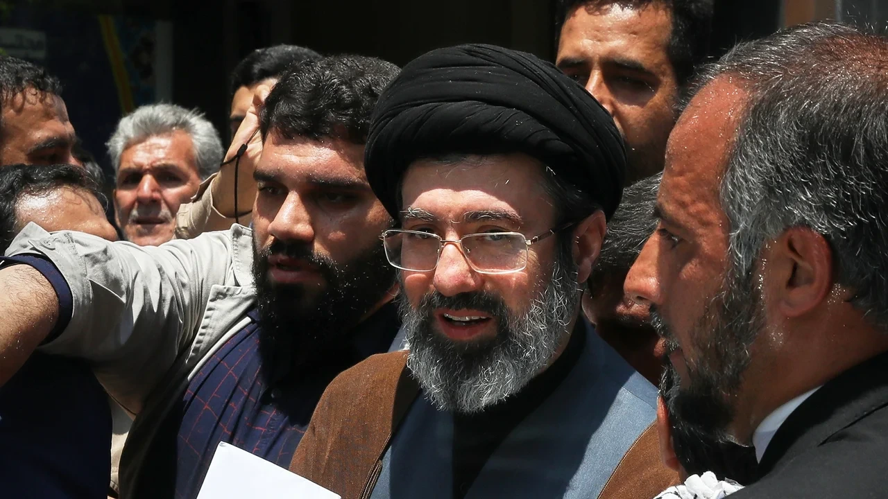 Müctəba Xameneinin həyatı təhlükədədir: İranda yeni ali lideri kim əvəz edə bilər?