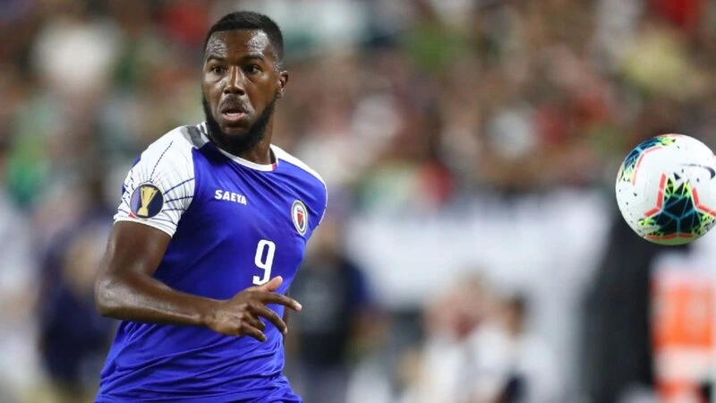 Ulduz futbolçu İrandan Azərbaycana keçib