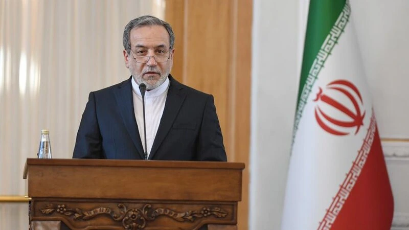 Abbas Əraqçi: Atəşkəsi qəbul etmirik, müharibə tamamilə bitməlidir