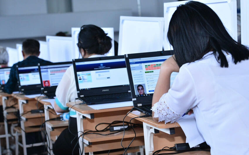 Deputat imtahanlarında 48 bal toplayan müəllimlərin maaşının 35 faiz artırılmasını təklif etdi