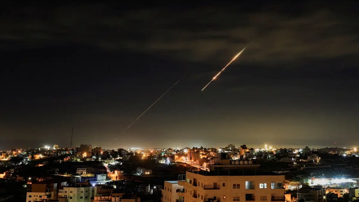 Bakı səmasında müşahidə olunan dronlar Azərbaycana məxsusdur- EKSPERT AÇIQLADI