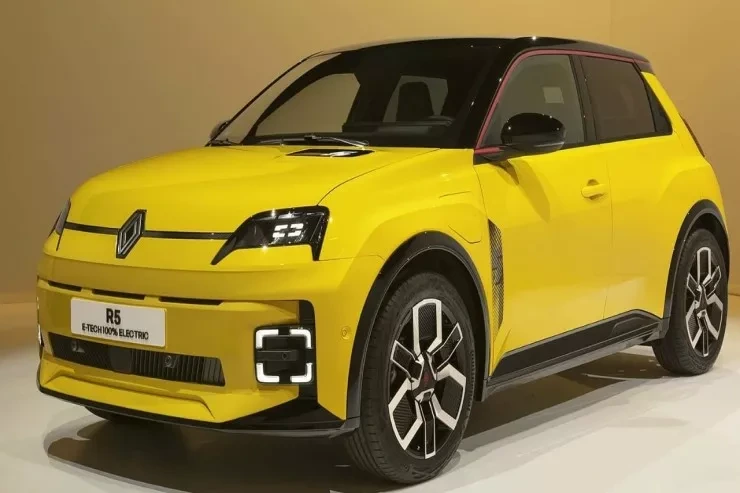 Dünyanın ən yaxşı kompakt avtomobili AÇIQLANDI