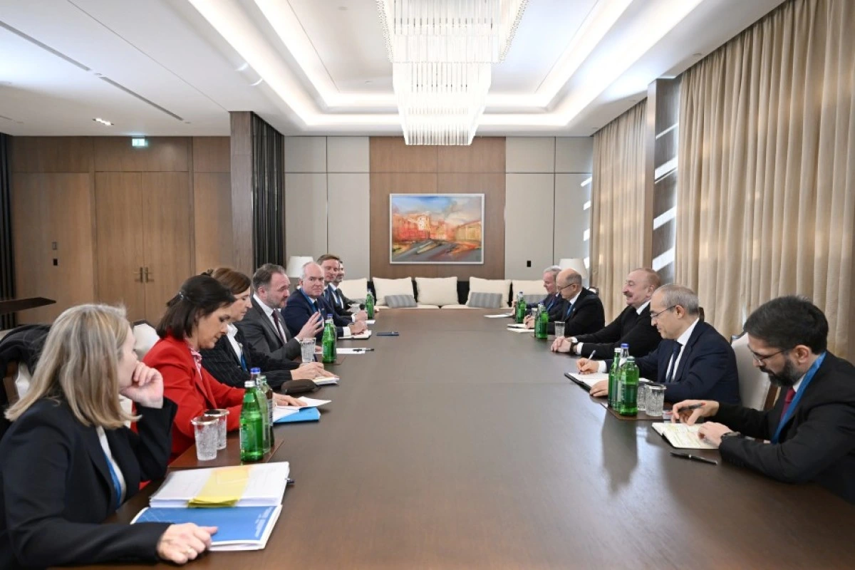 Prezident Avropa Komissiyasının enerji və mənzil siyasəti üzrə komissarını qəbul edib