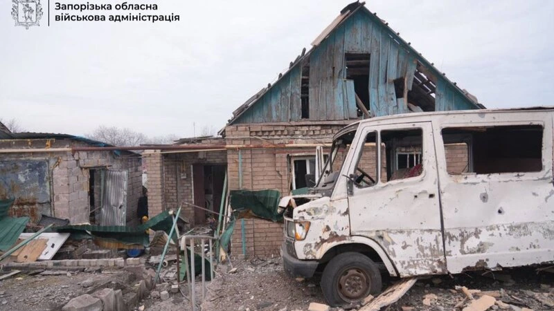 Rusiya ordusu Zaporojyeni vurdu: Ölənlər var