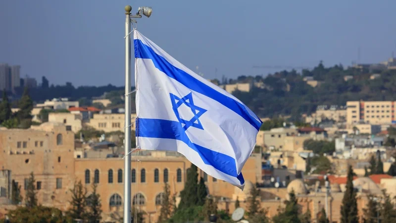 İsrail ordusu İranın yeni ali rəhbəri ilə bağlı xəbərdarlıq etdi