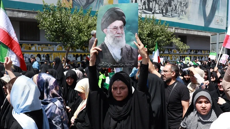 Xomeyni xalqa müraciət etdi