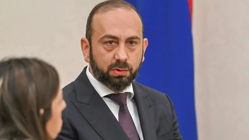 Ararat Mirzoyan: Bakı bununla bağlı İrəvana xəbərdarlıq edib