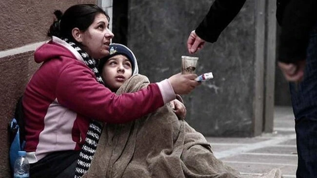 Dilənçilik tam qadağan olunmalı, küçələrdən yığışdırılmalıdır - SOSİOLOQ