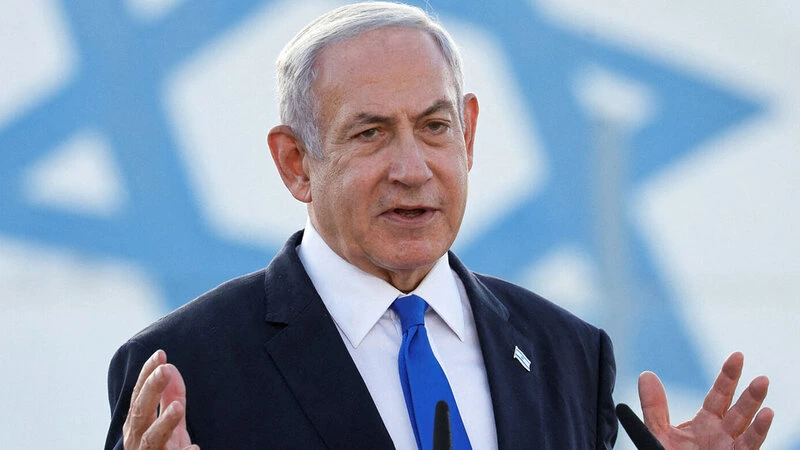 Netanyahu İranın yeni ali liderini hədələdi
