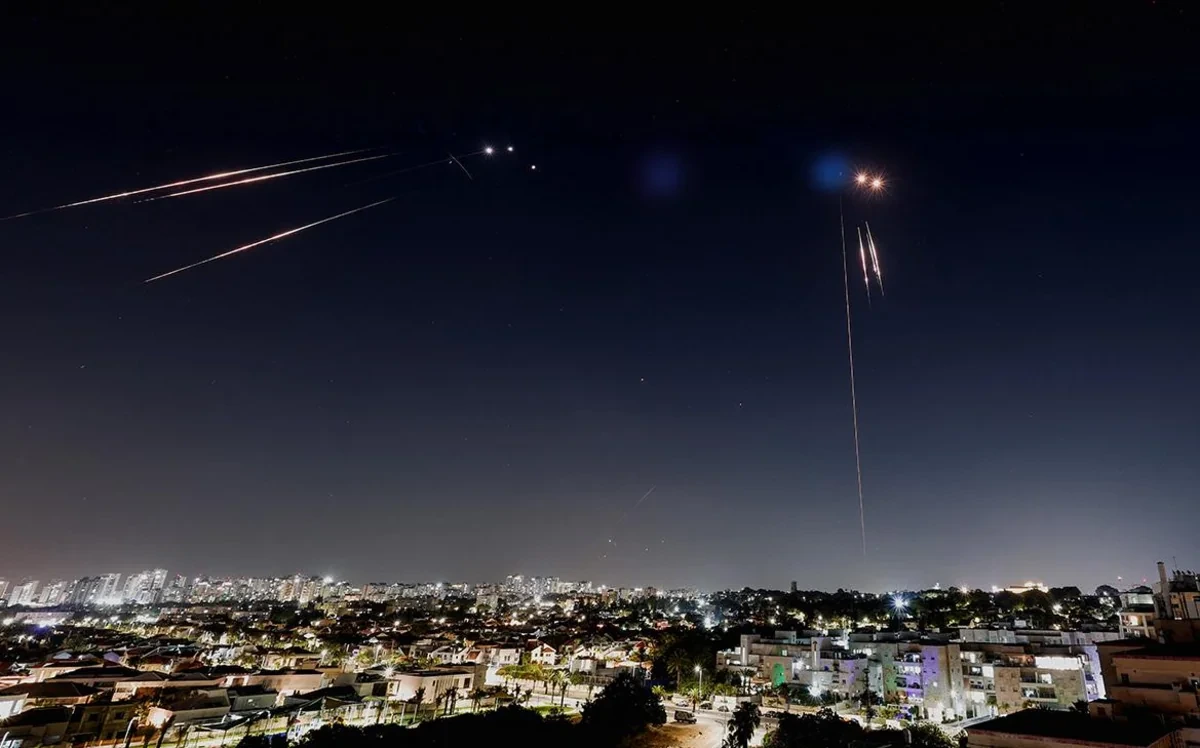 İsrail İrandan yeni raket hücumu barədə məlumat verib