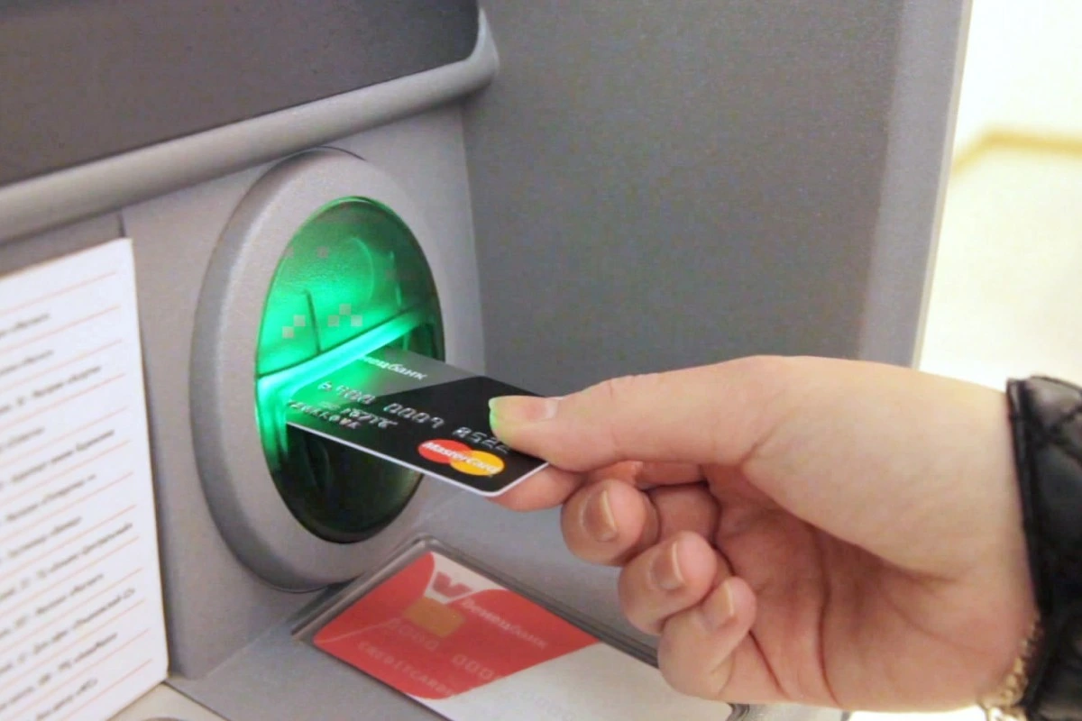 Dövlət qulluğunun vəzifələri üzrə maaşın minimum məbləğləri müəyyənləşib