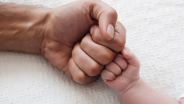 Atanın siqaret vərdişi uşaqların metabolizmasına necə təsir edir?