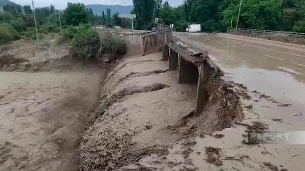 Bu çaylarda suyun səviyyəsi 78 sm artdı