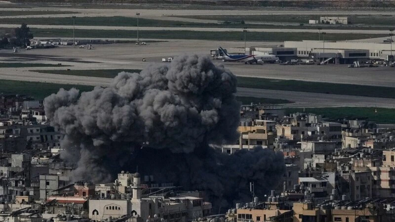 İran Ben-Qurion hava limanındakı hərbi infrastrukturu PUA-larla vurdu